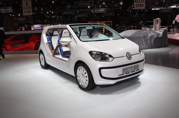 Diff locks help make the Winter Up concept snow-friendly, and fits four snowboards on the roof.